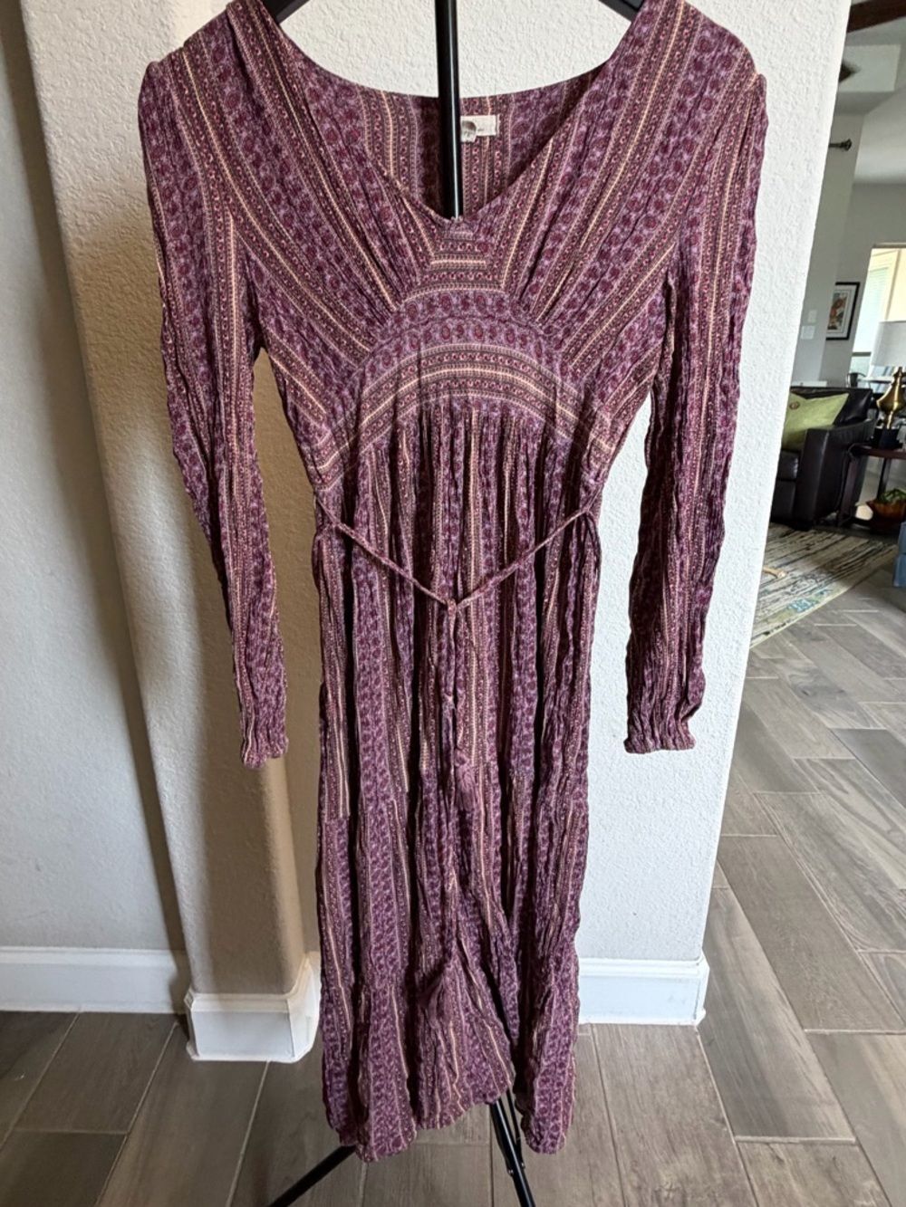 Chelsea & Violet Long Sleeve Mauve Patterned Maxi Dress XS